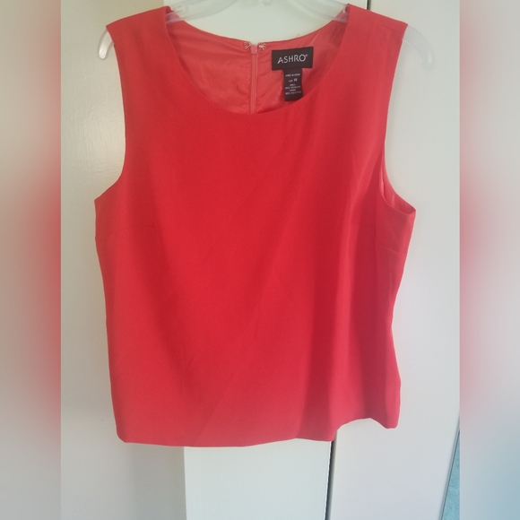 3 piece Skirt Suit - Picture 8 of 11